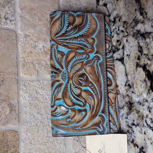Patricia Nash Turquoise Tooled Terresa Wallet - Picture 1 of 12